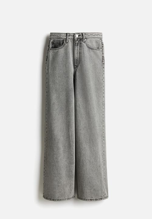 H&M - Feather soft super wide ultra high jeans - dusty grey