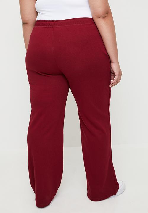 Cotton On - Plus Lifestyle Fleece Straight Leg Sweatpant - Deep Red