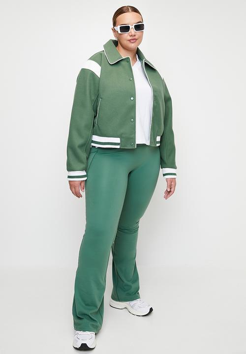 Cotton On - Plus On Field Panelled Bomber Jacket - Emerald Forest