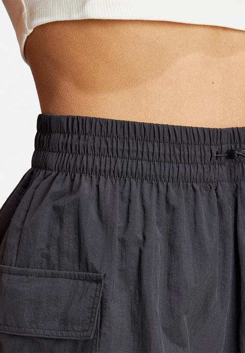 adidas Originals - 3S Cargo Shorts - Black