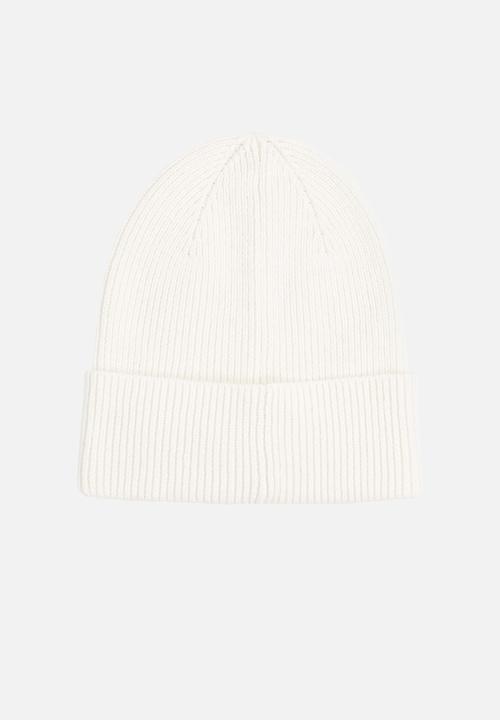 Calvin Klein - Ck embroidery fine rib beanie - lily white