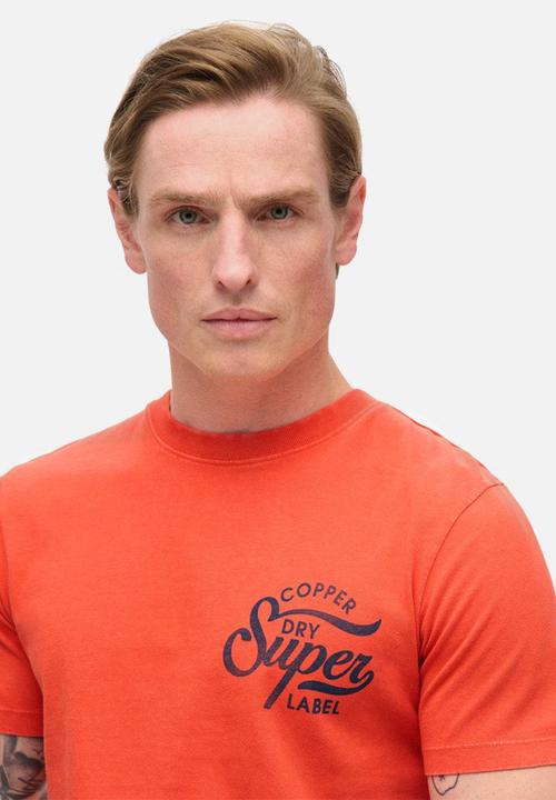 Superdry. - Copper label chest graphic tee - denim co rust orange