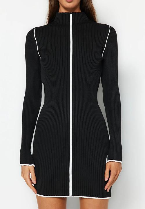 Trendyol - Mini Knitwear Contrast Color Dress - Black
