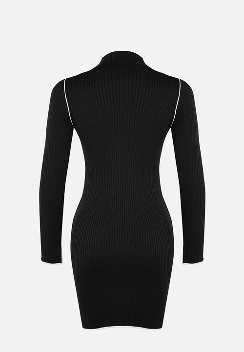 Trendyol - Mini Knitwear Contrast Color Dress - Black
