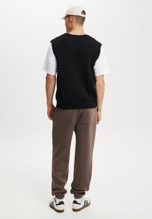 Cotton On - Baggy Cuffed Track Pant - Washed Chocolate