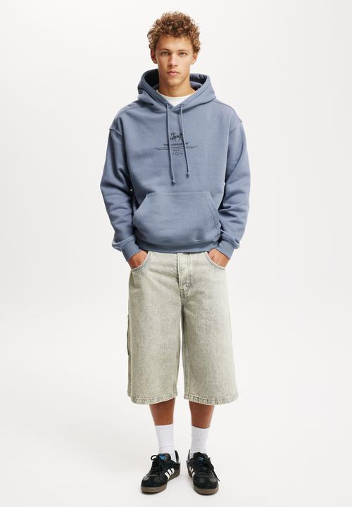 Cotton On - Box fit graphic hoodie - dusty denim/american way
