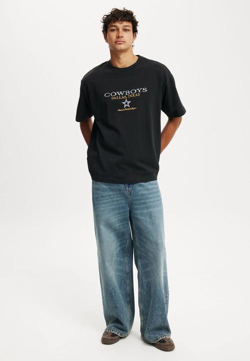 Cotton On - Box fit nfl t-shirt - lcn dal black/dallas - cowboys star