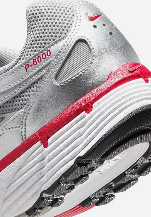 Nike - Nike P-6000