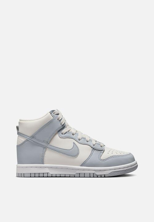 nike phantom wolf grey
