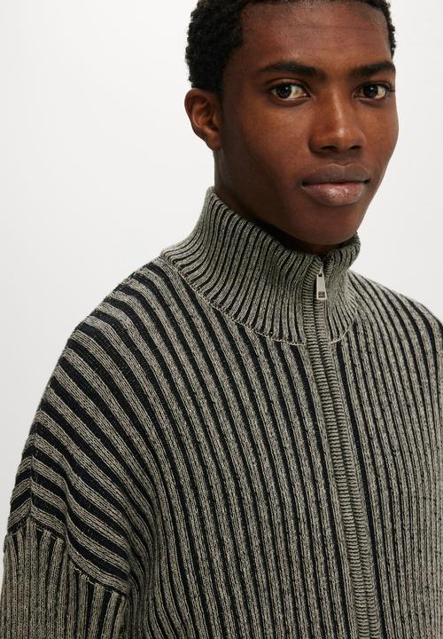 Cotton On - Zip through knit - black