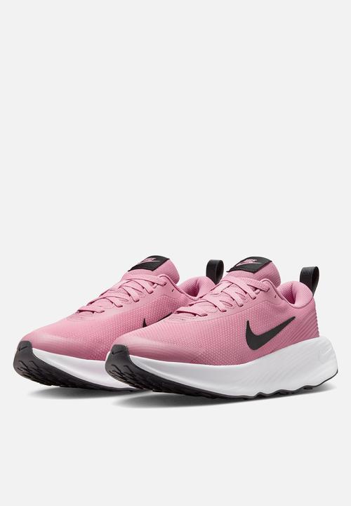 Nike - Nike Legend Essential 4