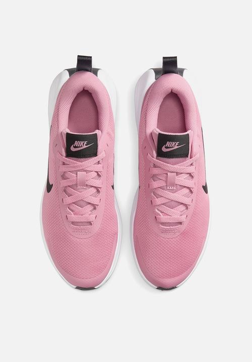 Nike - Nike Legend Essential 4