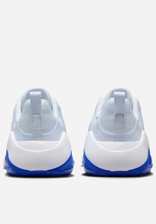 Nike - Nike Bella 7