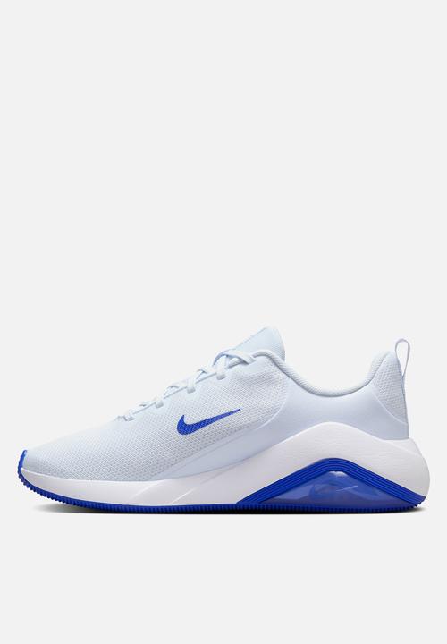Nike - Nike Bella 7