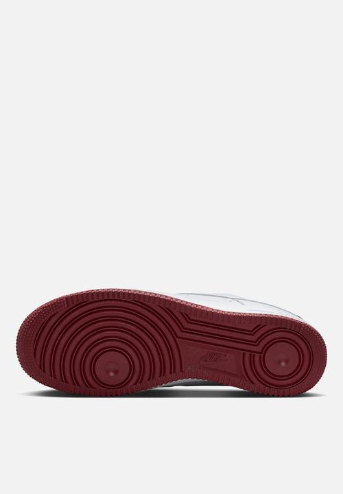 Nike - AIR FORCE 1 '07 LV8