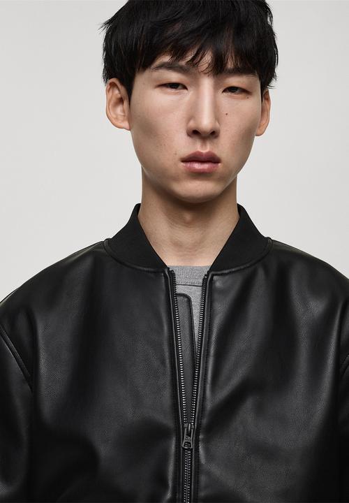MANGO - Pla Leather-effect bomber jacket - Black