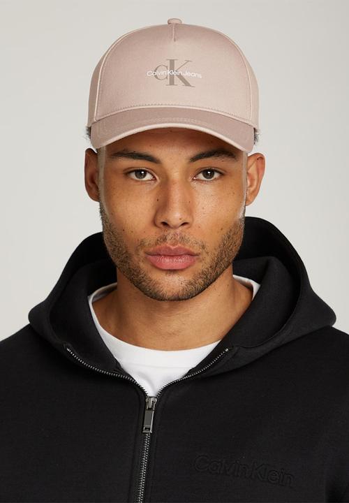 Calvin Klein - Monologo Print Cap Warm - Savannah Tan