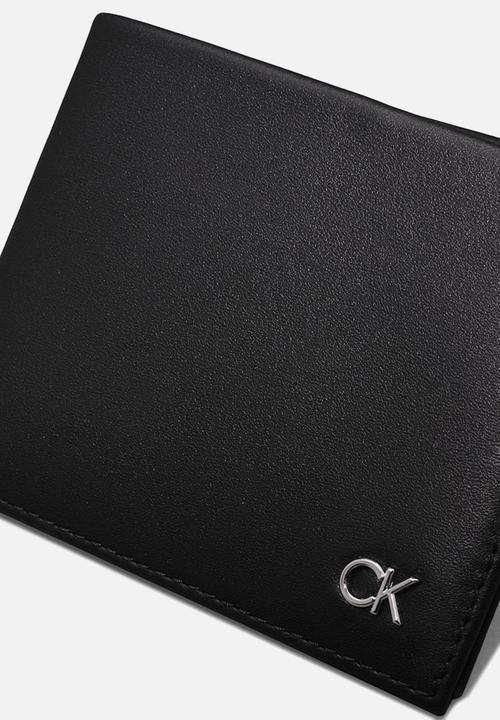 Calvin Klein - Metal Ck Bifold 6Cc W/Bill - Ck Black Smooth