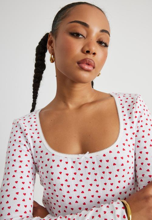 Factorie - Ava Pointelle Long Sleeve Top - White/Hearts