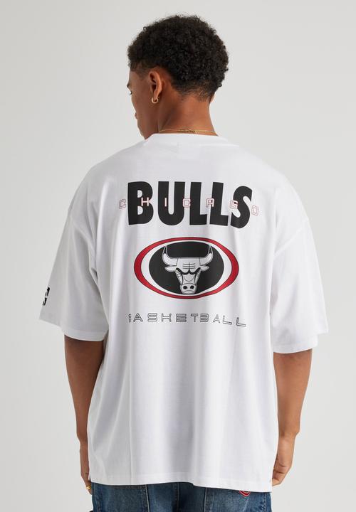 Factorie - Box Fit NBA T-shirt - Lcn NBA White/Bulls Y2K