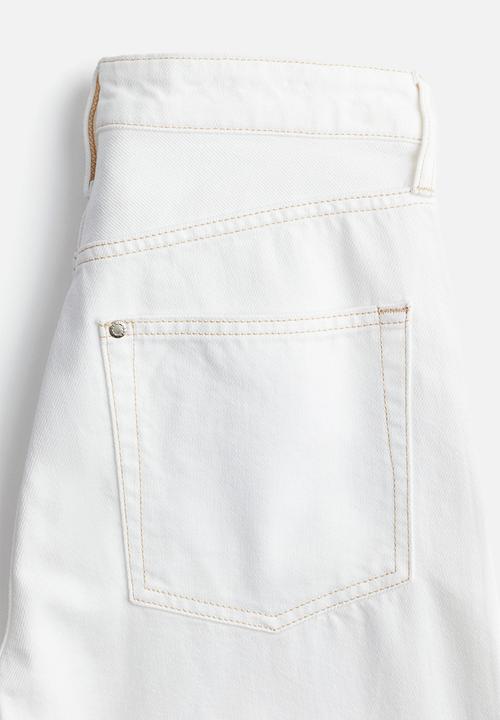 H&M - Feather soft super wide ultra high jeans - white