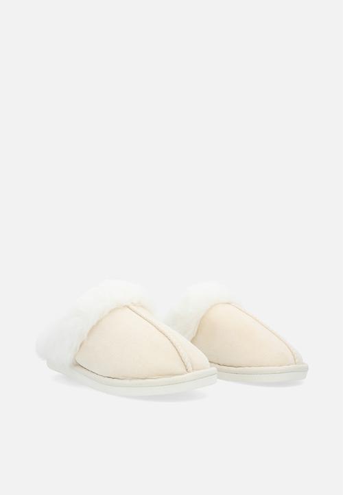 Pop Candy - Shearling lined slippers-beige