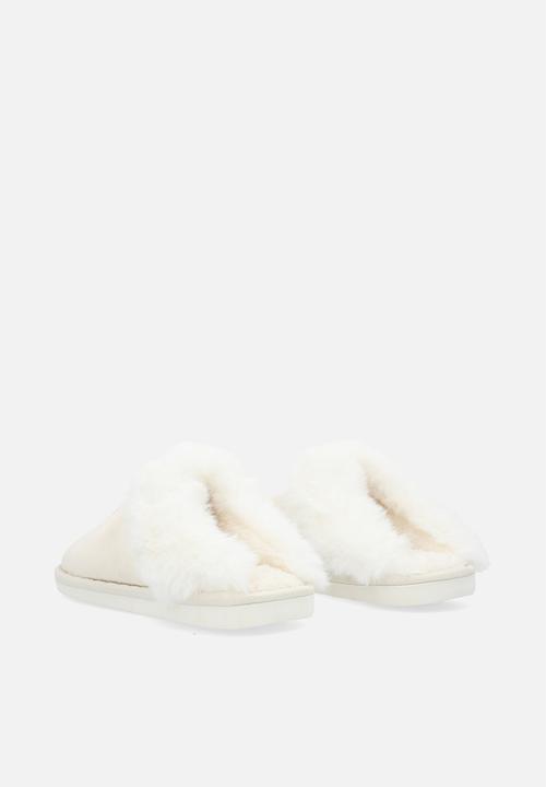 Pop Candy - Shearling lined slippers-beige