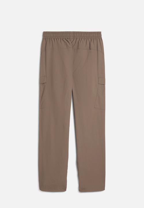 PUMA - WARDROBE ESS Relaxed Cargo Pants WV op - Totally Taupe