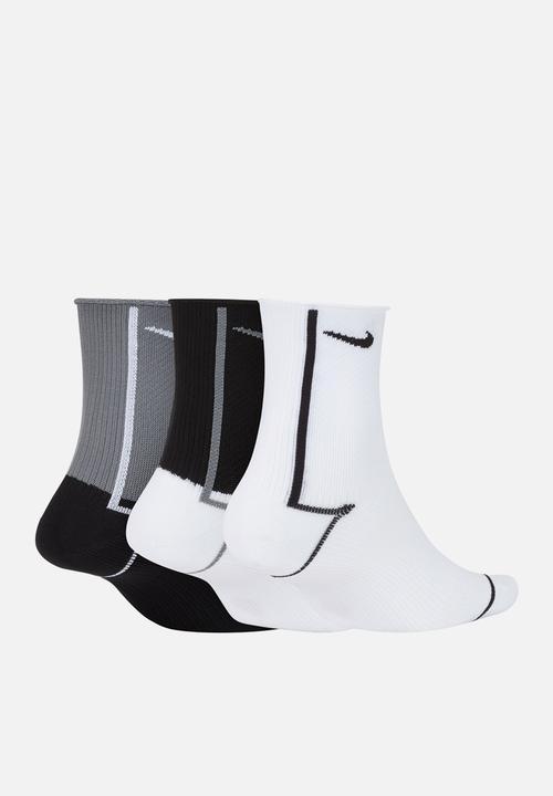 Nike - Nike Everyday Plus Lightweight - Multi-Color