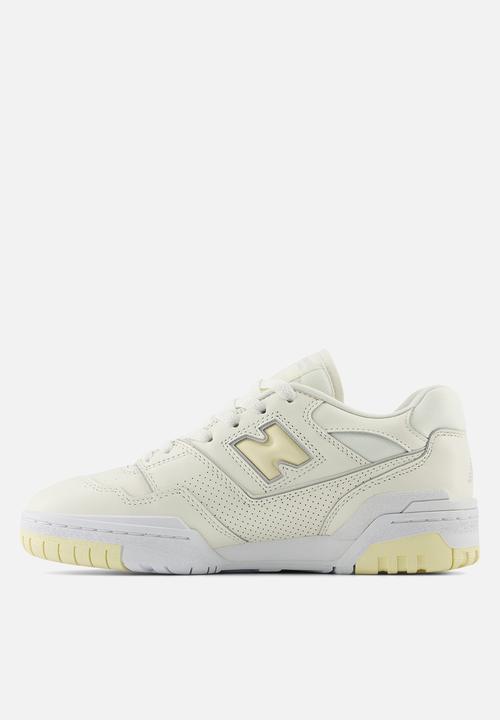 New Balance  - BB550