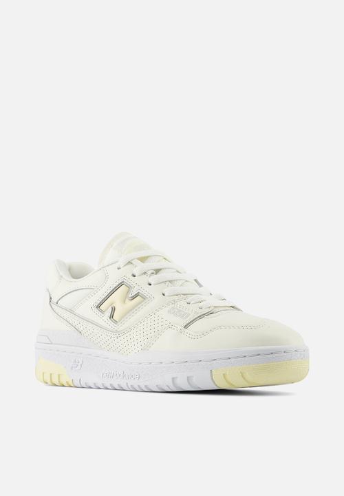 New Balance  - BB550
