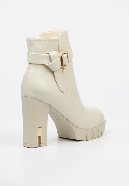 Miss Black - Darling 3 boot - bone