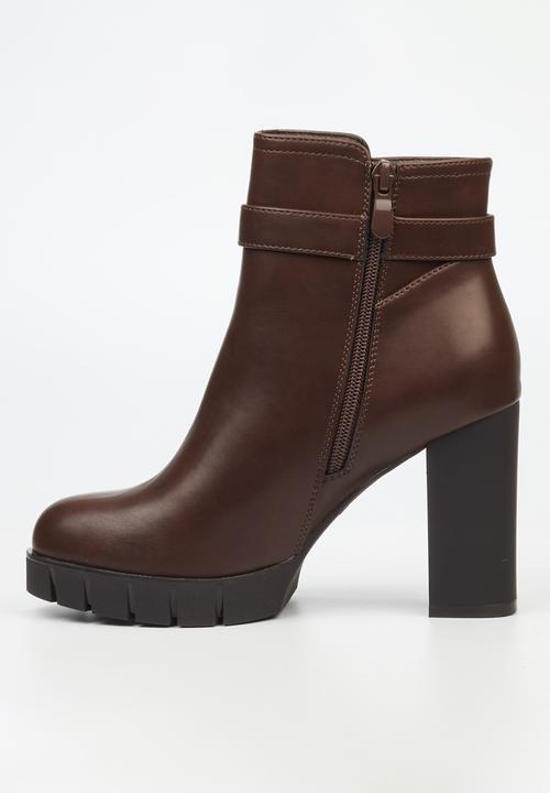 Miss Black - Darling 3 boot - chocolate