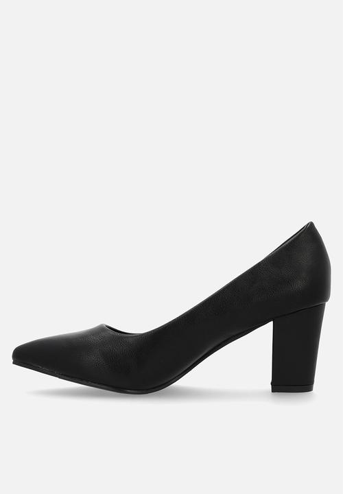 Butterfly Feet - Alison 1 Court - Black