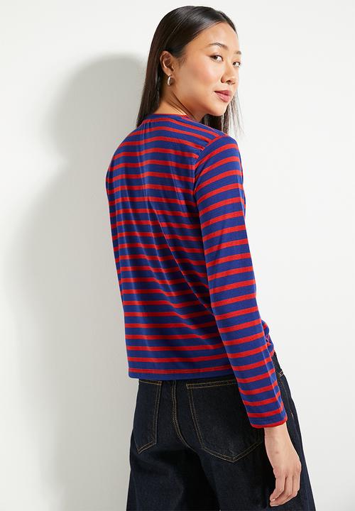 Trendyol - Red-navy striped crew neck knitted t-shirt