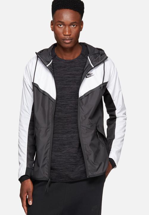 Nike - Tech windrunner