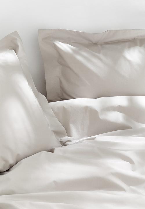H&M - Double/king cotton percale duvet cover set - beige & grey