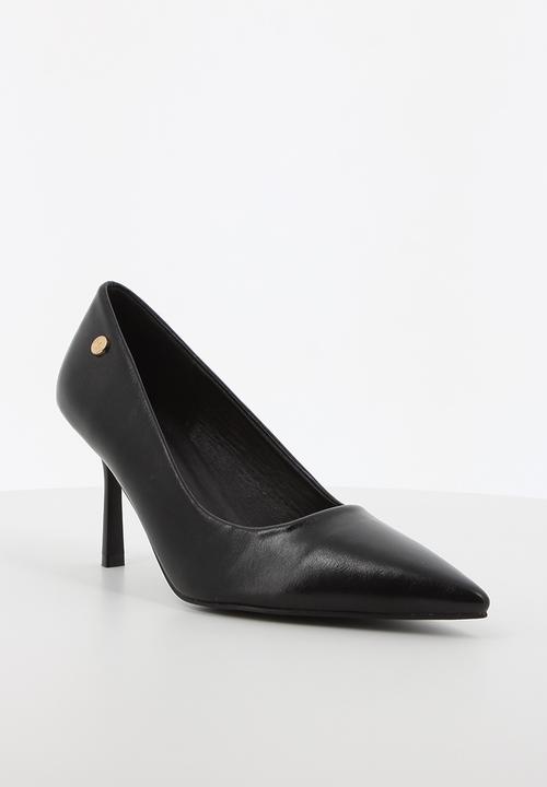Footwork - Axelle Court - Black