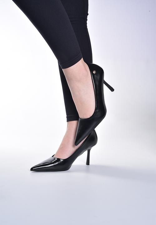 Footwork - Axelle Court - Black