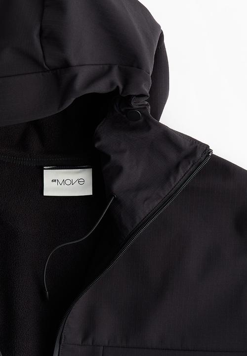 H&M - Regular fit water-repellent softshell jacket - black