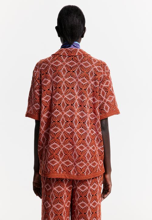 H&M - THE WHITE LOTUS H&M - Crocheted shirt - orange patterned