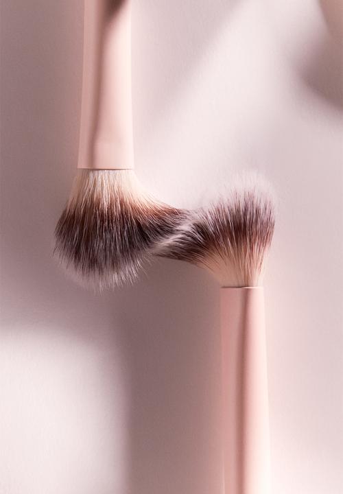 H&M - Precision highlighter brush - pink