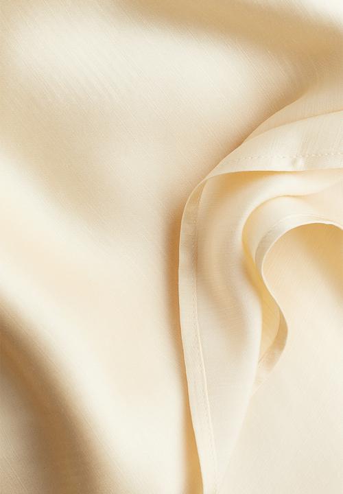 H&M - One-shoulder cape-sleeve dress - pale yellow