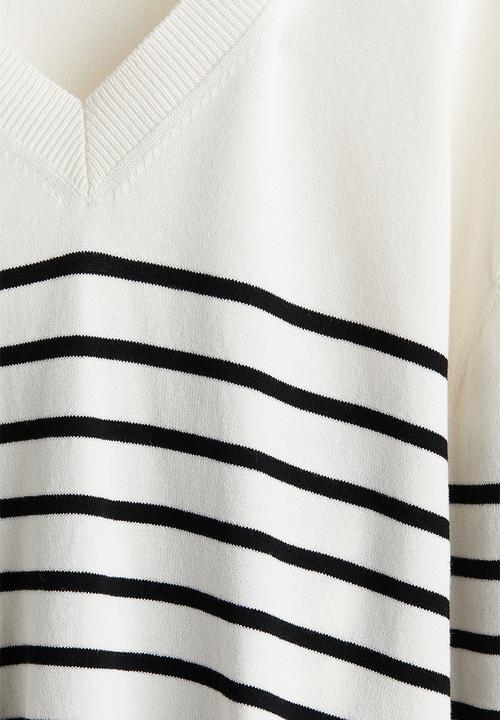 H&M - Fine-knit v-neck jumper - white/black striped
