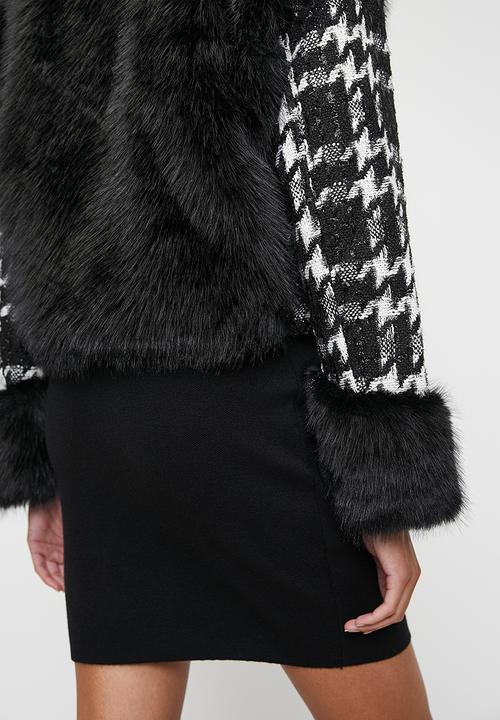 SISSY BOY - HOUNDING YOU: Houndstooth And Faux Fur Combination Jacket - Black / White