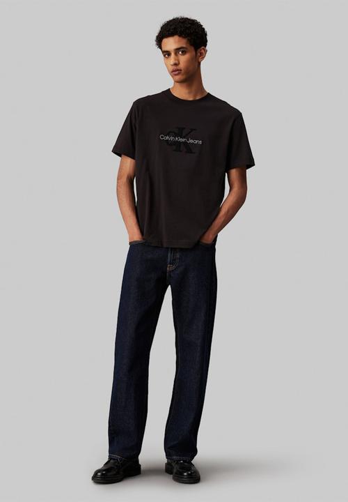 Calvin Klein - Chenille Monologo Tee - Ck Black