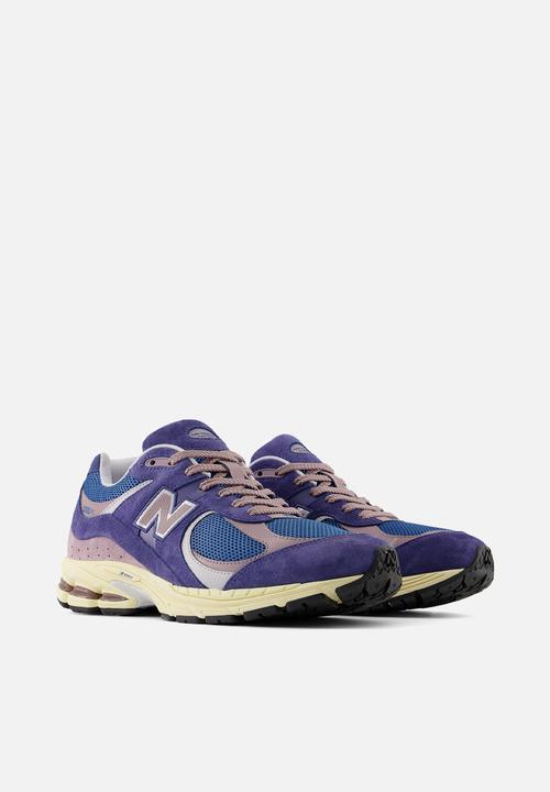 New Balance  - U2002R v1