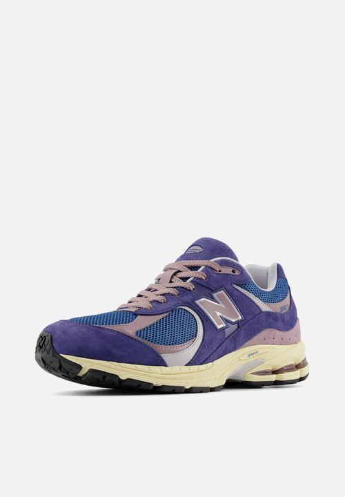 New Balance  - U2002R v1