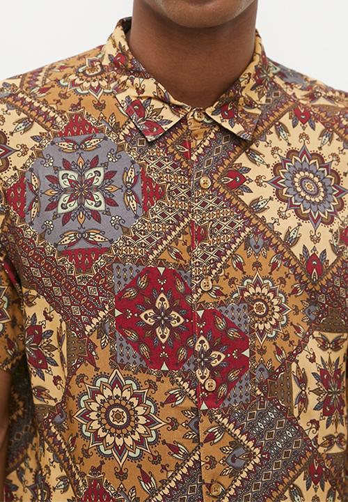 GUESS - Short sleeve Eco Sandwash Shashiko Shirt - Free Spirit Shashiko Red