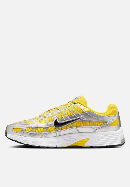 Nike - Nike P-6000
